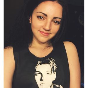 Meet your Posher, Liz